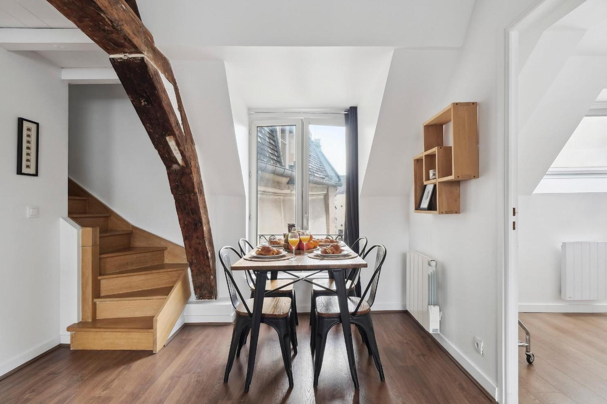 Bnbnova - Latin Quarter & St-andre Des Arts - 3br Parijs
